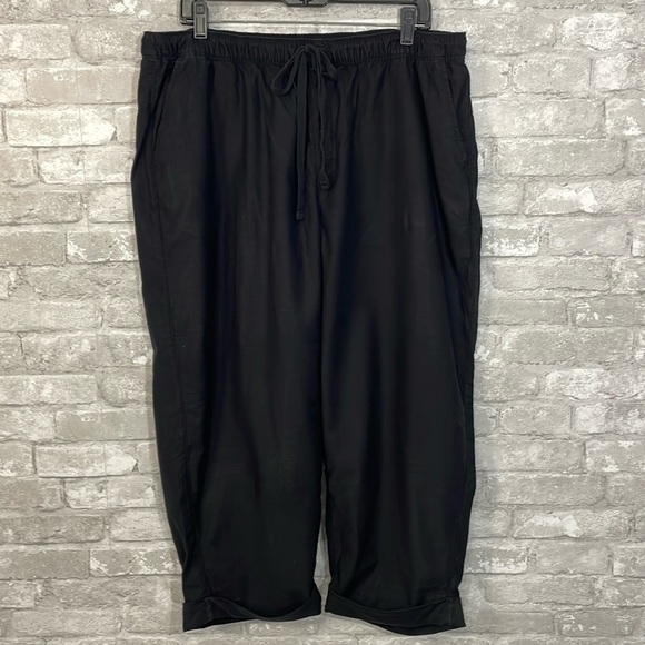Lane Bryant Black Cropped Pull on Pants - Picture 1 of 8